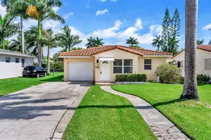 1315 Buchanan St, Hollywood, FL 33019 - Photo 1