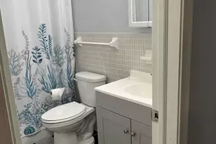 2271 NE 68th St, Fort Lauderdale, FL 33308 - Photo 7