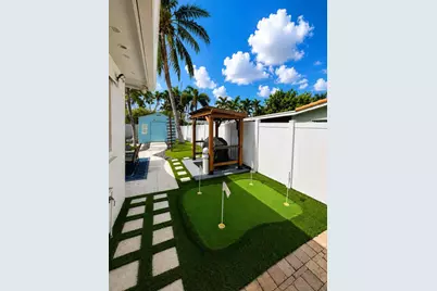 918 SE 15th Court, Deerfield Beach, FL 33441 - Photo 3
