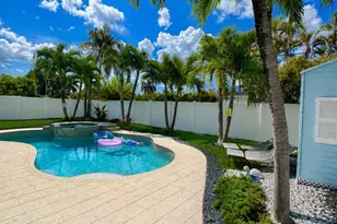 918 SE 15th Ct, Deerfield Beach, FL 33441 - Photo 7