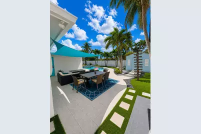 918 SE 15th Court, Deerfield Beach, FL 33441 - Photo 5