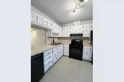 630 Marlboro Oval #B, Lake Worth, FL 33467 - Photo 3