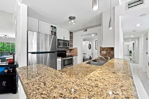 13771 Oneida Dr, Delray Beach, FL 33446 - Photo 9