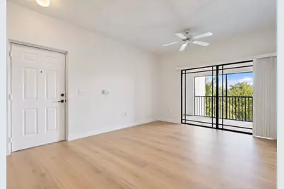 3022 Alcazar Place #306, Palm Beach Gardens, FL 33410 - Photo 5