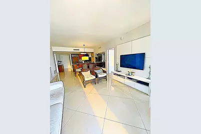 495 Brickell Avenue #1605, Miami, FL 33131 - Photo 11