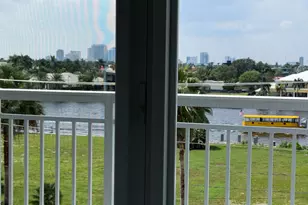 550 Bayshore Dr, Fort Lauderdale, FL 33304 - Photo 27