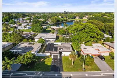 6408 Brookwood Boulevard, Tamarac, FL 33321 - Photo 15