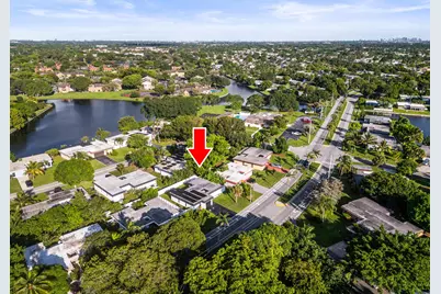 6408 Brookwood Boulevard, Tamarac, FL 33321 - Photo 13