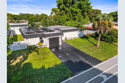 6408 Brookwood Boulevard, Tamarac, FL 33321 - Photo 25