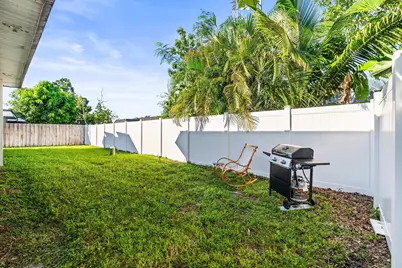 6408 Brookwood Boulevard, Tamarac, FL 33321 - Photo 7