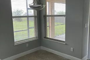 218 SW Ridgecrest Dr, Port Saint Lucie, FL 34953 - Photo 5