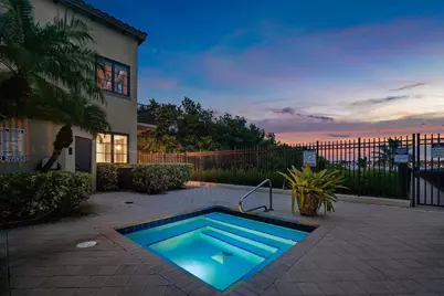 910 Via Villagio, Hypoluxo, FL 33462 - Photo 47