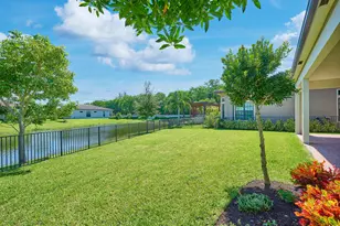 7832 Deer Lake Ct, Parkland, FL 33067 - Photo 5