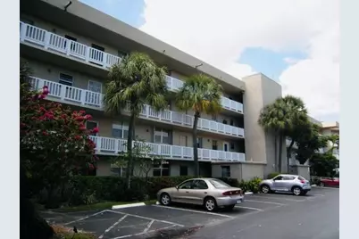 107 Royal Park Drive #2E, Oakland Park, FL 33309 - Photo 5