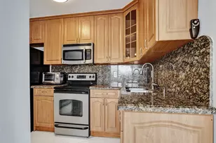 1439 S Ocean Blvd, Lauderdale by the Sea, FL 33062 - Photo 11