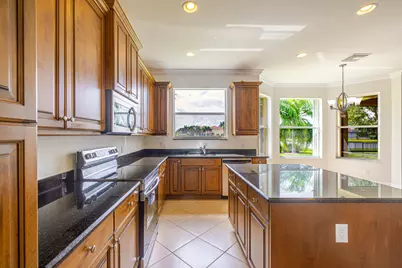10310 Carolina Willow Drive, Fort Myers, FL 33913 - Photo 17