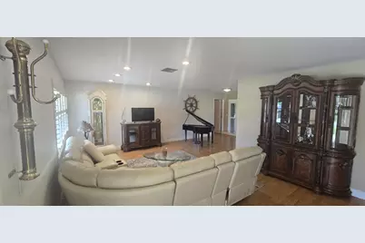 729 NW 23rd Lane, Delray Beach, FL 33445 - Photo 11