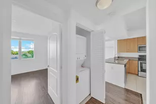 1830 Radius Dr, Hollywood, FL 33020 - Photo 37