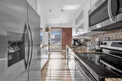 230 174th Street #Apt 417, Sunny Isles Beach, FL 33160 - Photo 11