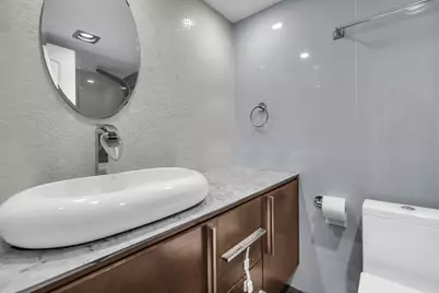 230 174th Street #Apt 417, Sunny Isles Beach, FL 33160 - Photo 15