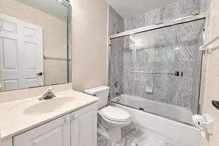 1430 N Trafalgar Cir, Hollywood, FL 33020 - Photo 15