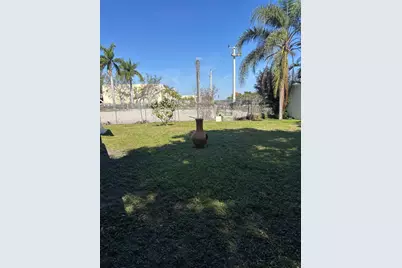 3271 Fairway Drive, Pompano Beach, FL 33069 - Photo 9