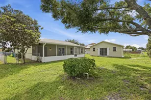 453 SW Columbus Dr, Port Saint Lucie, FL 34953 - Photo 33