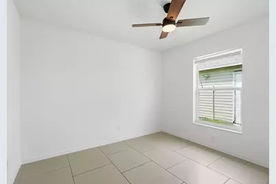 453 SW Columbus Drive, Port Saint Lucie, FL 34953 - Photo 23