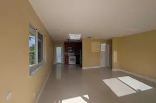 1571 NE 109th St, Miami, FL 33161 - Photo 5