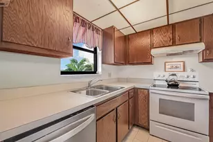 890 N Federal Hwy, Lantana, FL 33462 - Photo 23