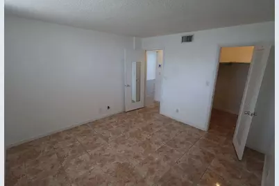 917 N Flagler Drive #304, West Palm Beach, FL 33401 - Photo 11
