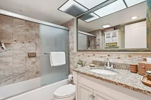 13055 SW 15th Ct, Pembroke Pines, FL 33027 - Photo 25