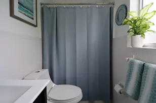 2208 NE 19th Ave, Wilton Manors, FL 33305 - Photo 29
