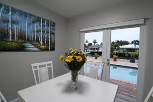 2208 NE 19th Ave, Wilton Manors, FL 33305 - Photo 25