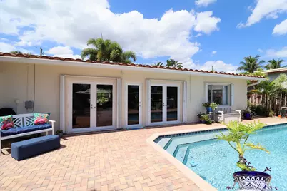 2208 NE 19th Avenue, Wilton Manors, FL 33305 - Photo 5