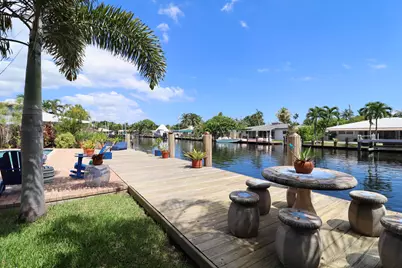 2208 NE 19th Avenue, Wilton Manors, FL 33305 - Photo 7