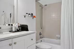 946 NE 24th Ave, Hallandale Beach, FL 33009 - Photo 49