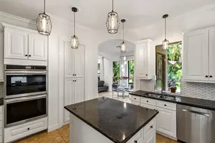 10325 Medicis Pl, Wellington, FL 33449 - Photo 7