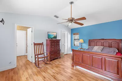 2872 NW 95th Avenue, Coral Springs, FL 33065 - Photo 11