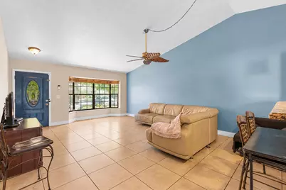 2872 NW 95th Avenue, Coral Springs, FL 33065 - Photo 3