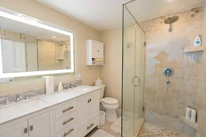 121 Tacoma Lane, Palm Beach Shores, FL 33404 - Photo 11