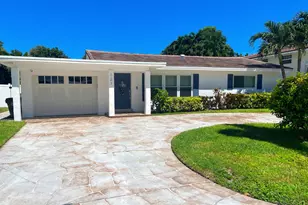 121 Tacoma Ln, Palm Beach Shores, FL 33404 - Photo 3