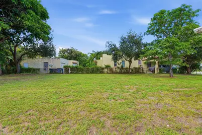 207 Bayberry Drive, Lake Park, FL 33403 - Photo 33