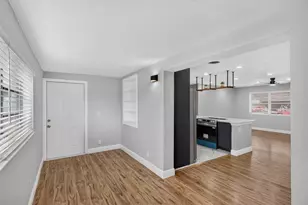 1624 NE 31st Ct, Pompano Beach, FL 33064 - Photo 11