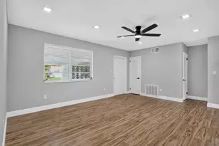 1624 NE 31st Ct, Pompano Beach, FL 33064 - Photo 9