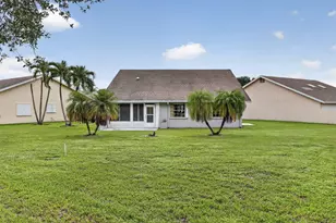 3914 Dafilee Cir, West Palm Beach, FL 33417 - Photo 37