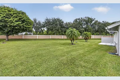 3914 Dafilee Circle, West Palm Beach, FL 33417 - Photo 31