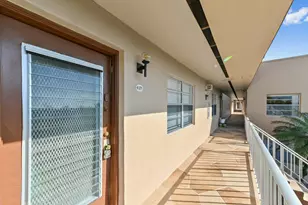 528 Burgundy K Ave, Delray Beach, FL 33484 - Photo 5
