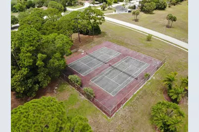 374 SW Eastport Circle, Port Saint Lucie, FL 34953 - Photo 17