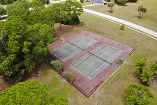 374 SW Eastport Cir, Port Saint Lucie, FL 34953 - Photo 17